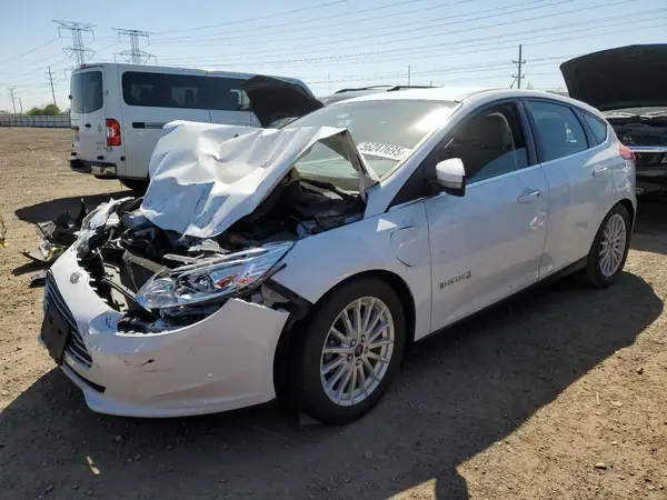 1FADP3R41HL224558 2017 FORD FOCUS - Image 1