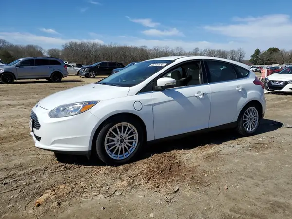 1FADP3R42GL277445 2016 FORD FOCUS - Image 1