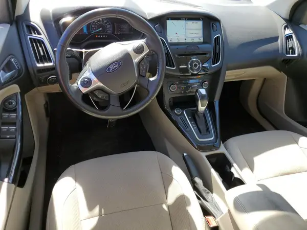 1FADP3R42GL277445 2016 FORD FOCUS - Image 8