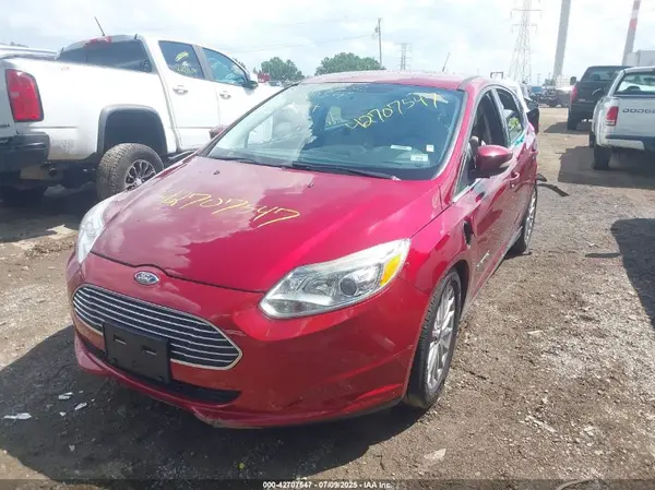 1FADP3R42GL324814 2016 FORD FOCUS - Image 2