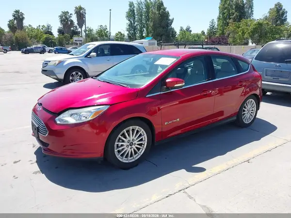 1FADP3R42HL263787 2017 FORD FOCUS - Image 2