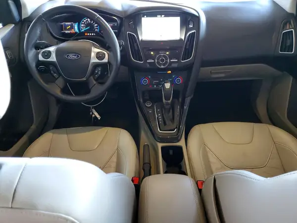 1FADP3R42HL290679 2017 FORD FOCUS - Image 8