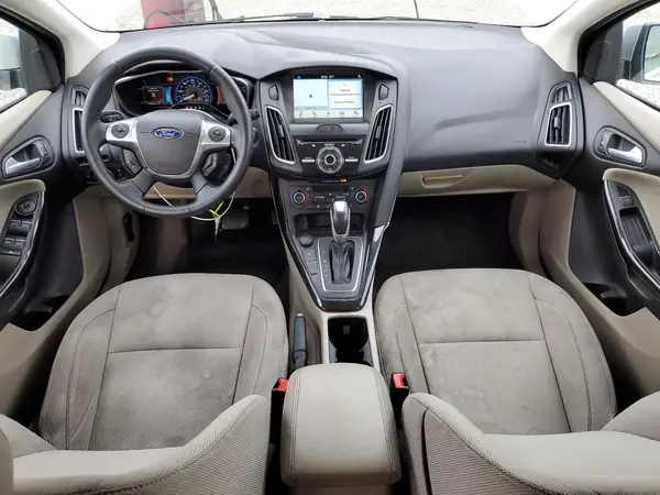 1FADP3R42JL278506 2018 FORD FOCUS - Image 8