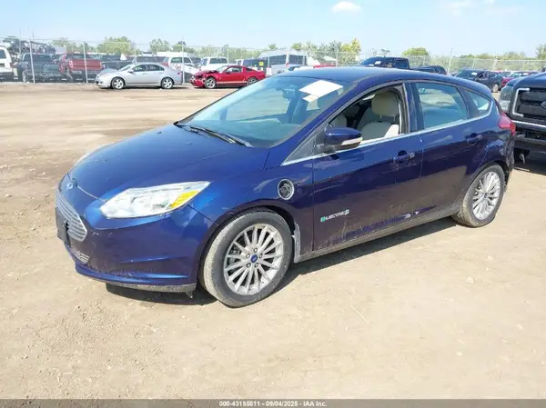 1FADP3R43GL363234 2016 FORD FOCUS - Image 2