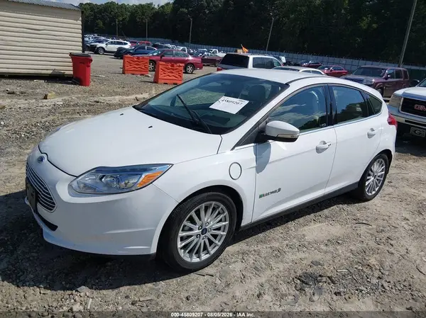 1FADP3R44GL362318 2016 FORD FOCUS - Image 2