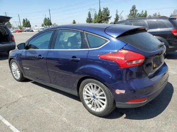 1FADP3R44HL271227 2017 FORD FOCUS - Image 2