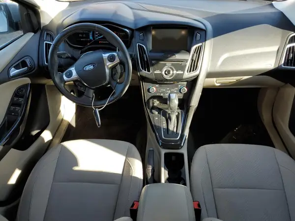 1FADP3R44JL296604 2018 FORD FOCUS - Image 8