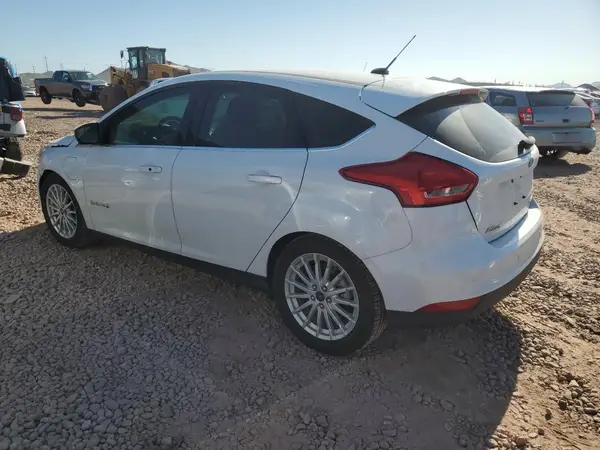 1FADP3R46HL224538 2017 FORD FOCUS - Image 2