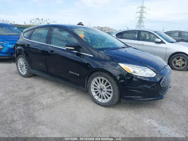 1FADP3R46JL317677 2018 FORD FOCUS - Image 1
