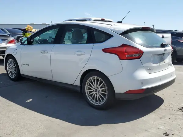 1FADP3R47GL216219 2016 FORD FOCUS - Image 2
