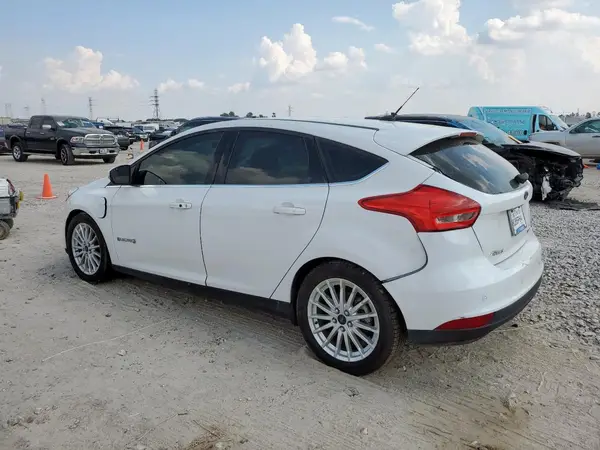 1FADP3R47HL224435 2017 FORD FOCUS - Image 2
