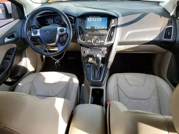 1FADP3R47HL263817 2017 FORD FOCUS - Image 8