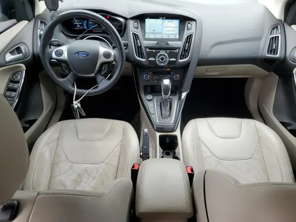 1FADP3R47HL304155 2017 FORD FOCUS - Image 8