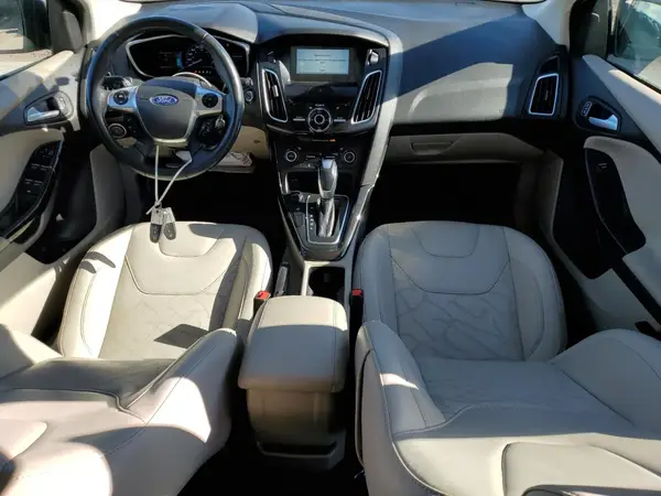 1FADP3R47JL213179 2018 FORD FOCUS - Image 8