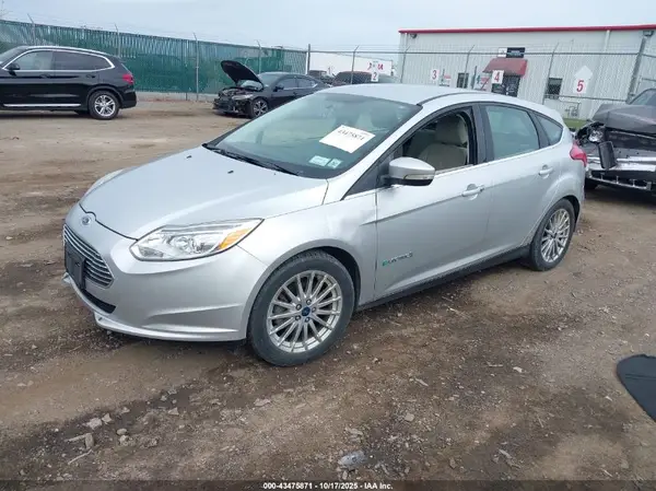 1FADP3R48GL393118 2016 FORD FOCUS - Image 2