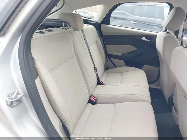 1FADP3R48GL393118 2016 FORD FOCUS - Image 8