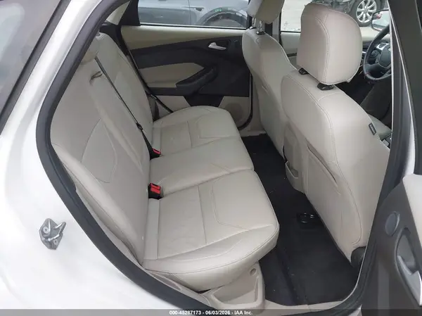 1FADP3R48HL255483 2017 FORD FOCUS - Image 8