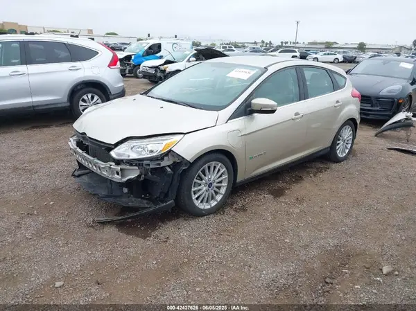 1FADP3R48HL263616 2017 FORD FOCUS - Image 2