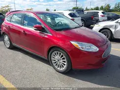 1FADP3R48HL300910 2017 FORD FOCUS