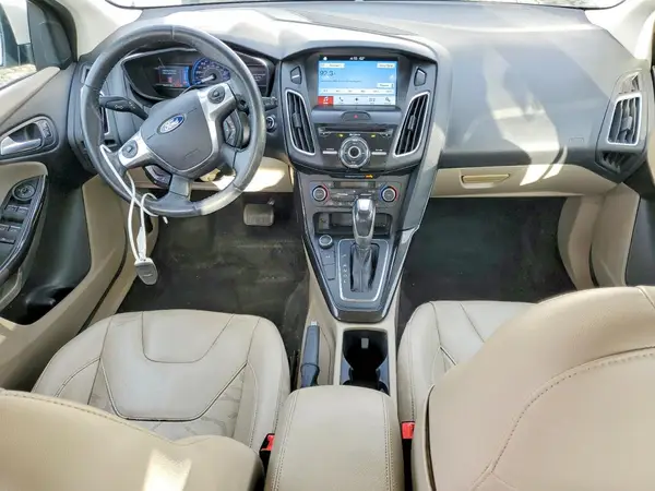 1FADP3R49HL314735 2017 FORD FOCUS - Image 8
