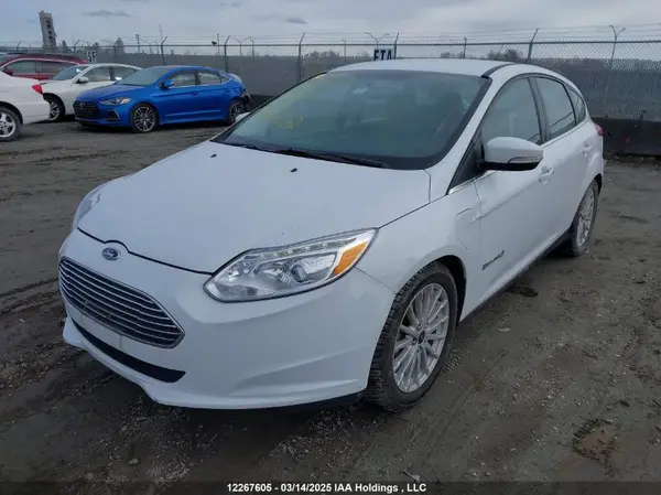 1FADP3R49JL296498 2018 FORD FOCUS - Image 2