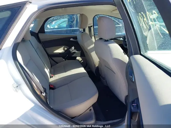 1FADP3R4XJL317584 2018 FORD FOCUS - Image 8