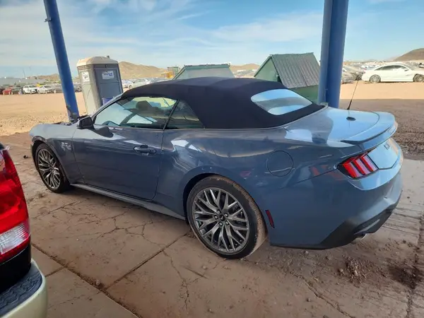 1FAGP8FF7S5132513 2025 FORD MUSTANG - Image 2