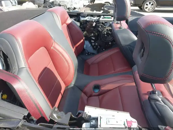 1FAGP8UH0R5108567 2024 FORD MUSTANG - Image 8