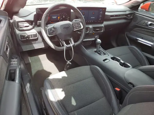 1FAGP8UH0R5119102 2024 FORD MUSTANG - Image 8