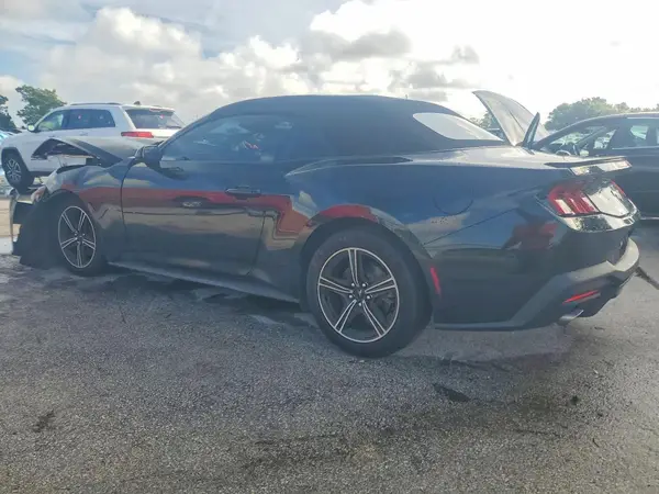 1FAGP8UH0R5125224 2024 FORD MUSTANG - Image 2