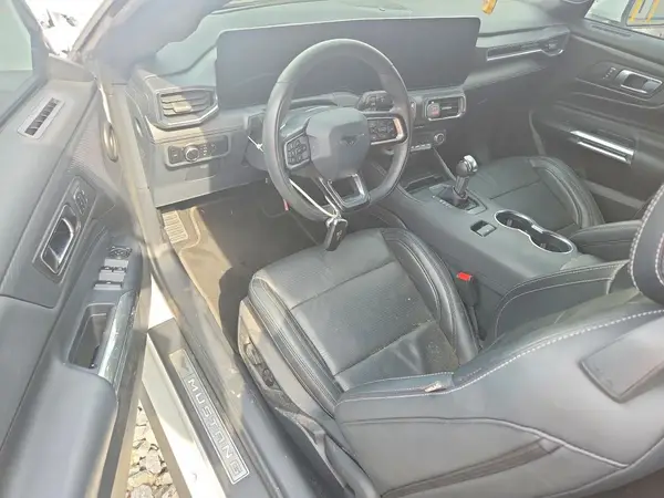 1FAGP8UH0R5137518 2024 FORD MUSTANG - Image 8
