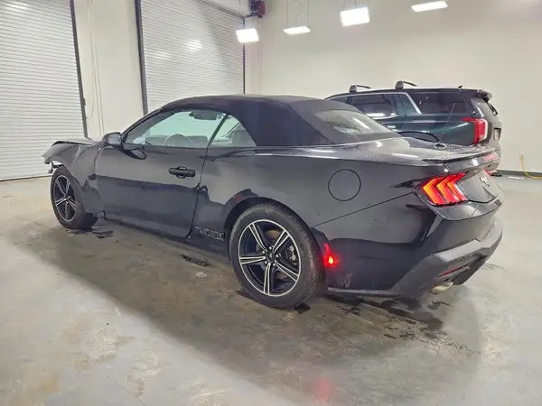 1FAGP8UH0R5141374 2024 FORD MUSTANG - Image 2