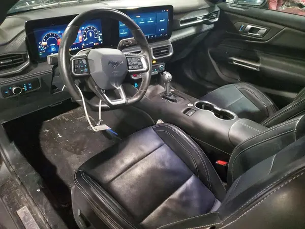 1FAGP8UH0S5108333 2025 FORD MUSTANG - Image 8