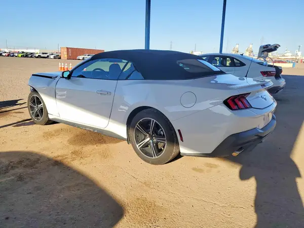 1FAGP8UH0S5120465 2025 FORD MUSTANG - Image 2