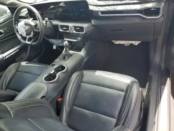 1FAGP8UH0S5120708 2025 FORD MUSTANG - Image 8