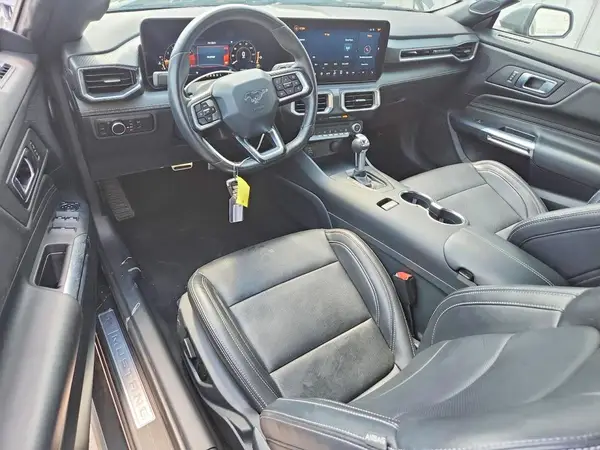 1FAGP8UH0S5124046 2025 FORD MUSTANG - Image 8