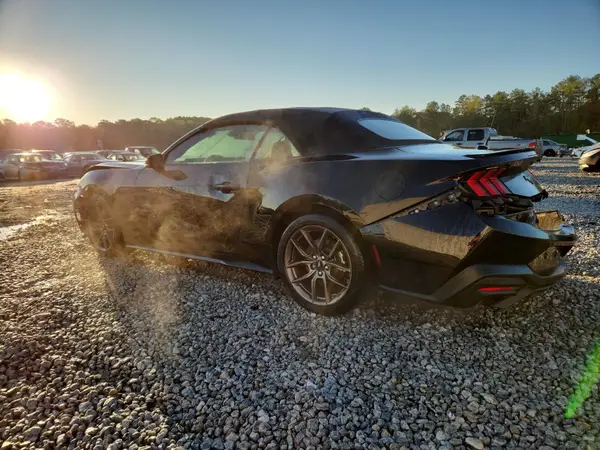 1FAGP8UH1R5109114 2024 FORD MUSTANG - Image 2