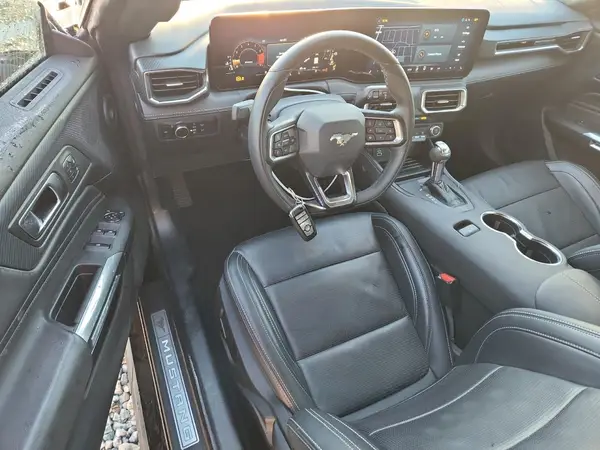 1FAGP8UH1R5109114 2024 FORD MUSTANG - Image 8
