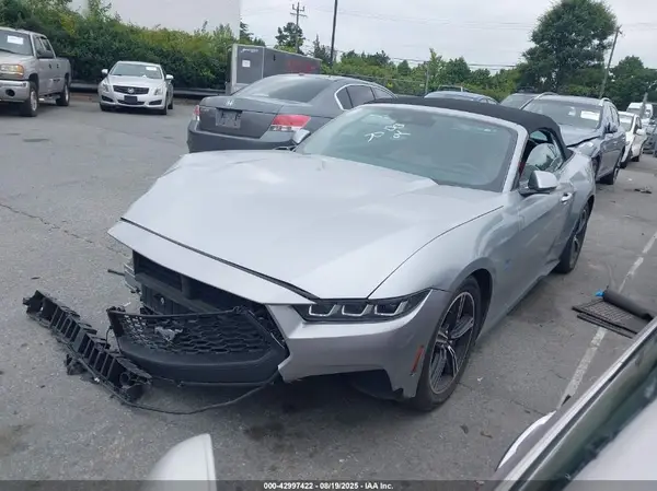 1FAGP8UH1R5119089 2024 FORD MUSTANG - Image 2