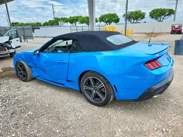 1FAGP8UH1R5130416 2024 FORD MUSTANG - Image 2