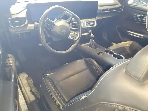 1FAGP8UH1S5105618 2025 FORD MUSTANG - Image 8