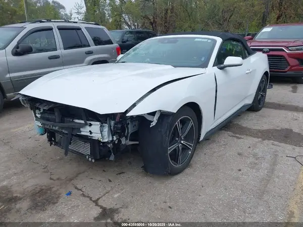 1FAGP8UH1S5110897 2025 FORD MUSTANG - Image 2