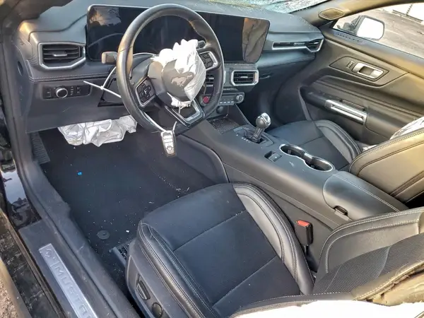 1FAGP8UH1S5120720 2025 FORD MUSTANG - Image 8