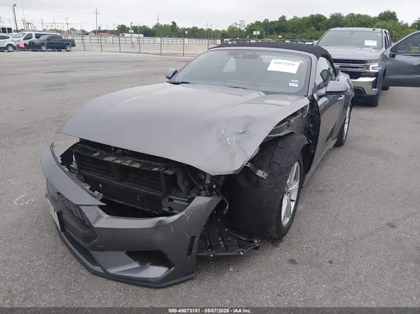 1FAGP8UH1T5112795 2026 FORD MUSTANG - Image 2