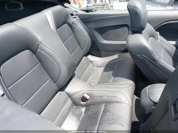 1FAGP8UH1T5119052 2026 FORD MUSTANG - Image 8