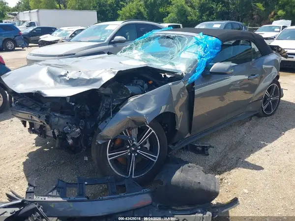 1FAGP8UH2R5114242 2024 FORD MUSTANG - Image 2