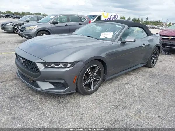 1FAGP8UH2R5120350 2024 FORD MUSTANG - Image 2
