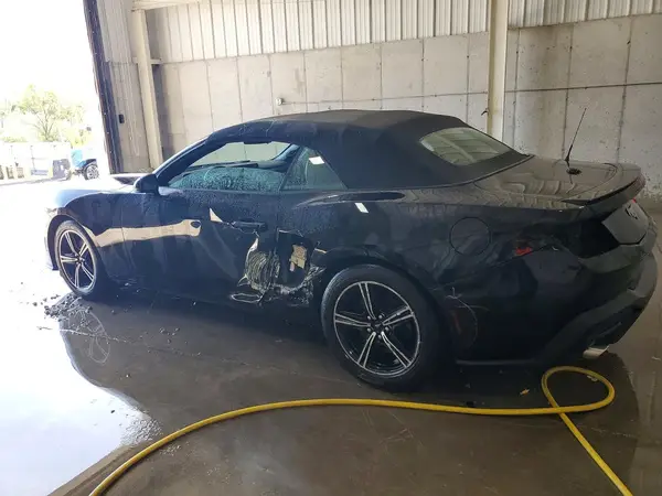 1FAGP8UH2R5133745 2024 FORD MUSTANG - Image 2