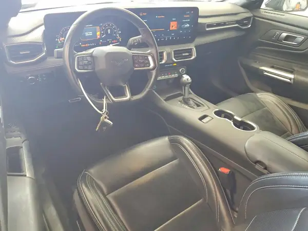 1FAGP8UH2R5133745 2024 FORD MUSTANG - Image 8