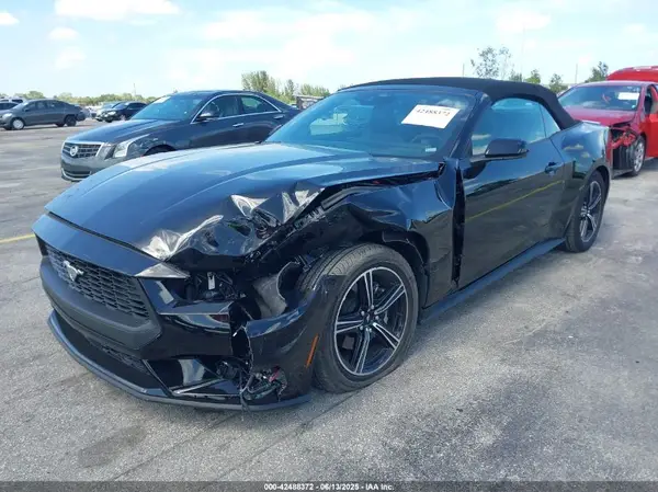 1FAGP8UH2S5105661 2025 FORD MUSTANG - Image 2